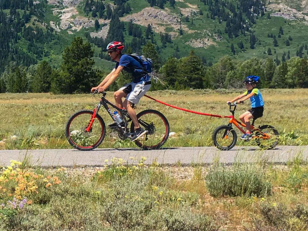 Boy And Dad Biking tow strap